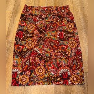 LuLaRoe Women’s Cassie Skirt Red Paisley Pattern Size Large
